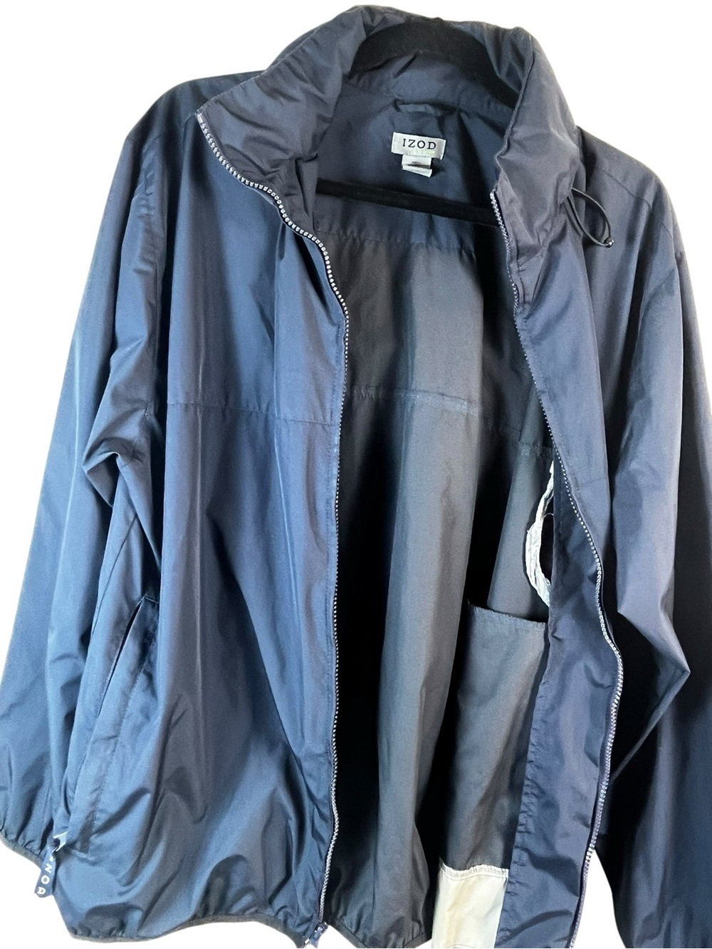 IZOD Men's Navy Windbreaker Jacket - Lightweight Water-Resistant size M. (C032) - Picture 6 of 10